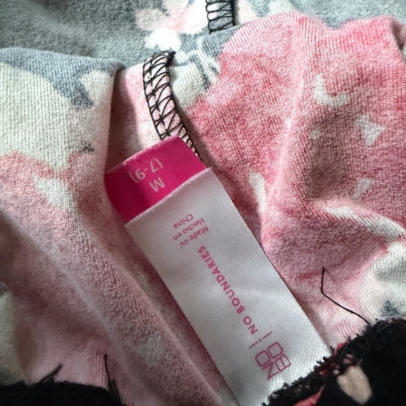 Super cute vintage women’s floral, soft size medium leggings - Picture 5 of 5